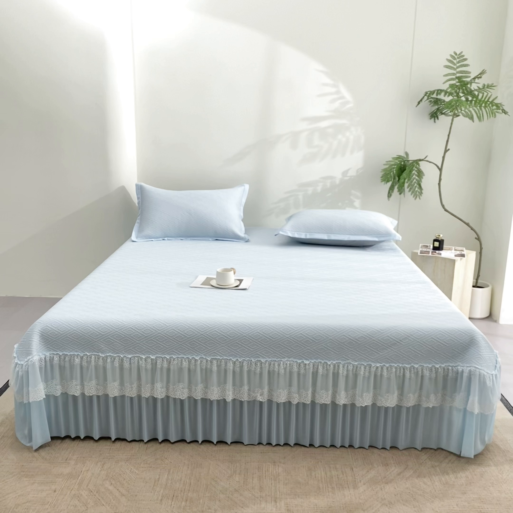 91家纺网 家纺一手货源 找家纺 （总）瑞禾家纺 2026新款A类凉感豆豆床裙款凉席三件套-系列六