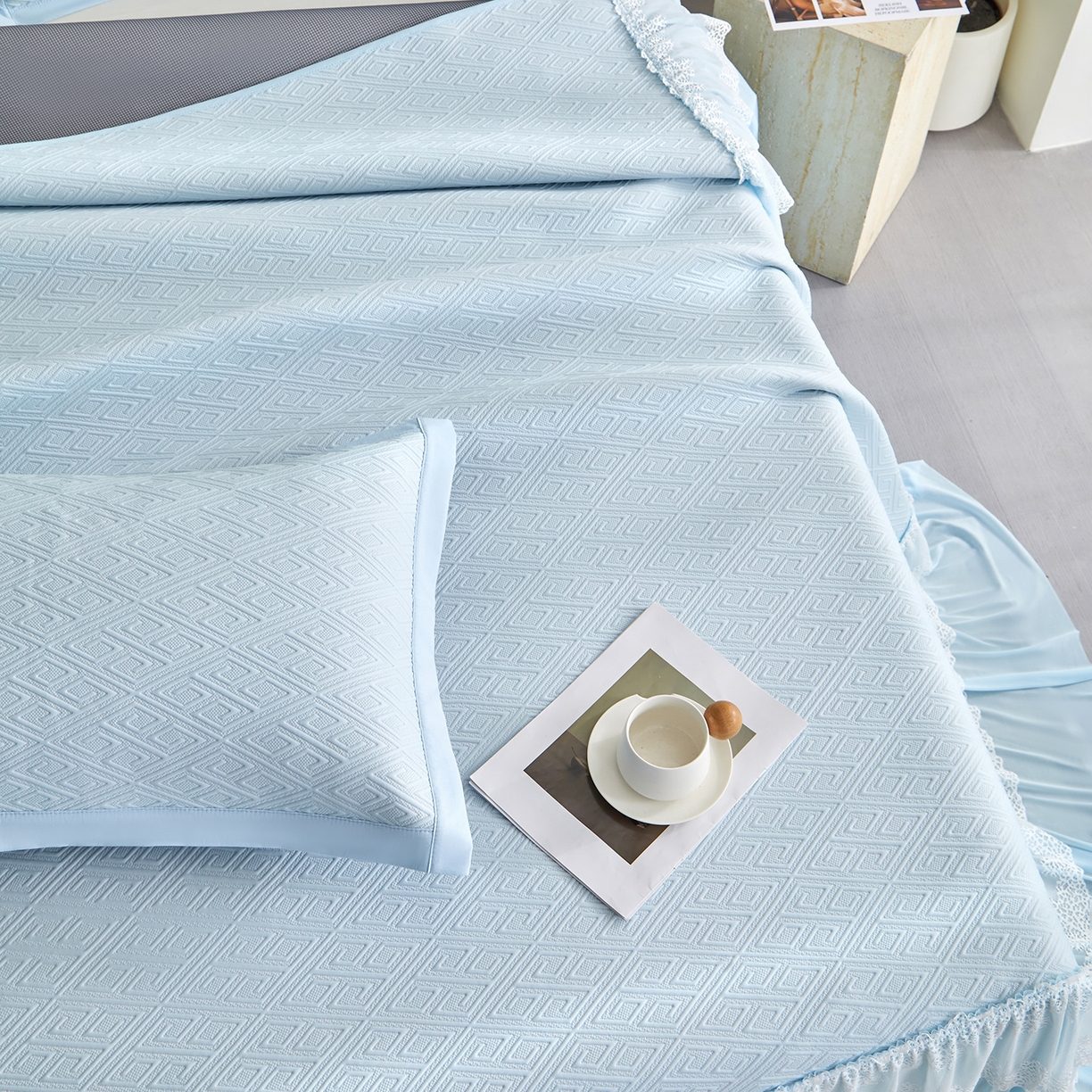 91家纺网 家纺一手货源 找家纺 （总）瑞禾家纺 2026新款A类凉感豆豆床裙款凉席三件套-系列六