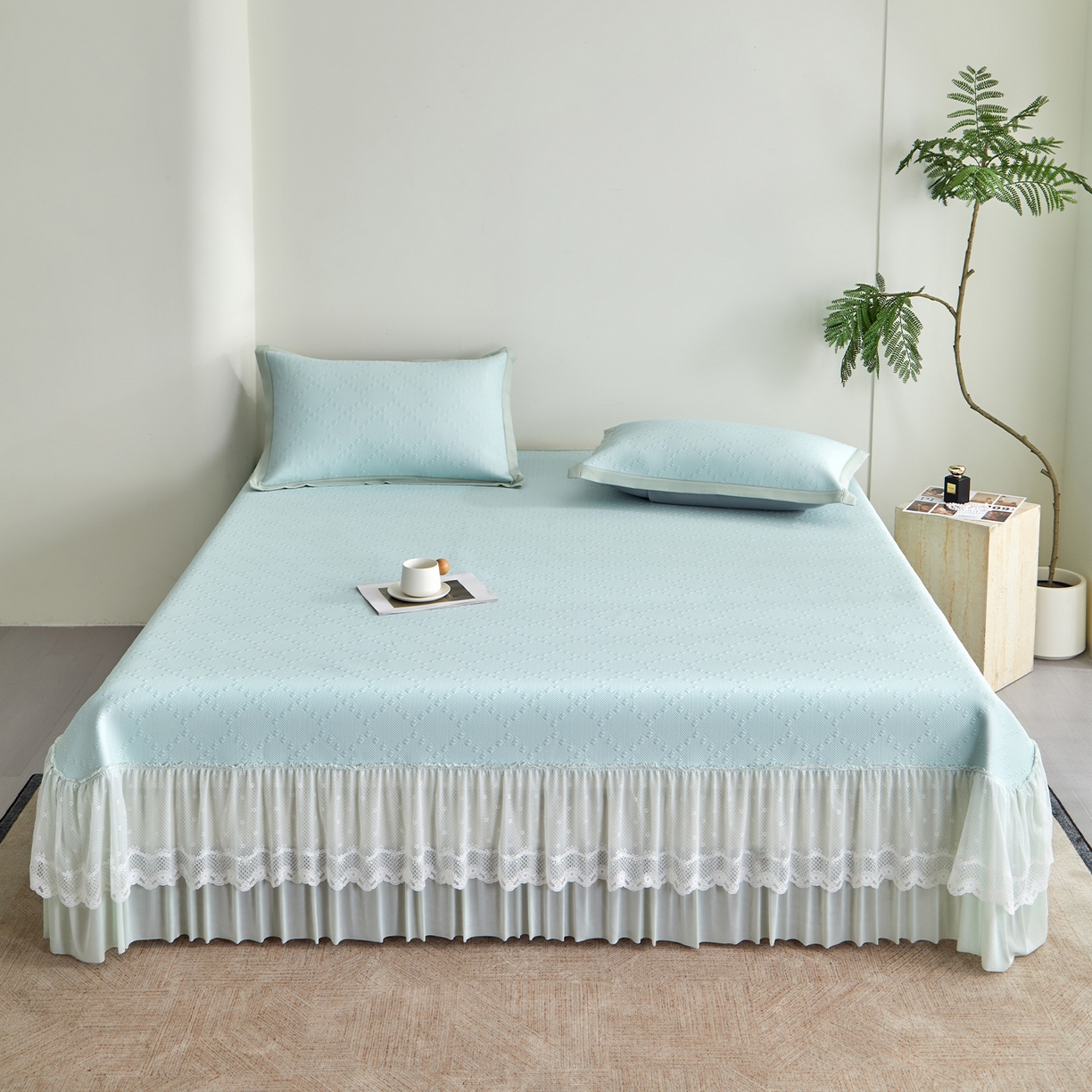 91家纺网 家纺一手货源 找家纺 瑞禾家纺 2026新款A类凉感豆豆床裙款凉席三件套-系列六 薄荷菱格