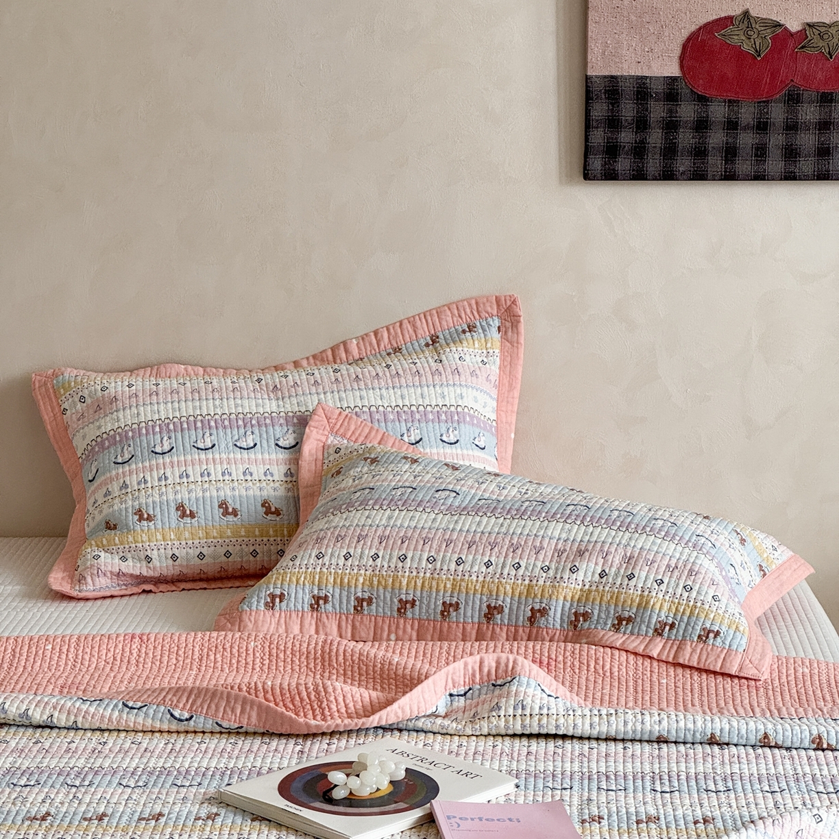 91家纺网 家纺一手货源 找家纺 床盖工厂店 2026春夏新款双面100%全棉填充80棉花床盖三件套 糖果小马