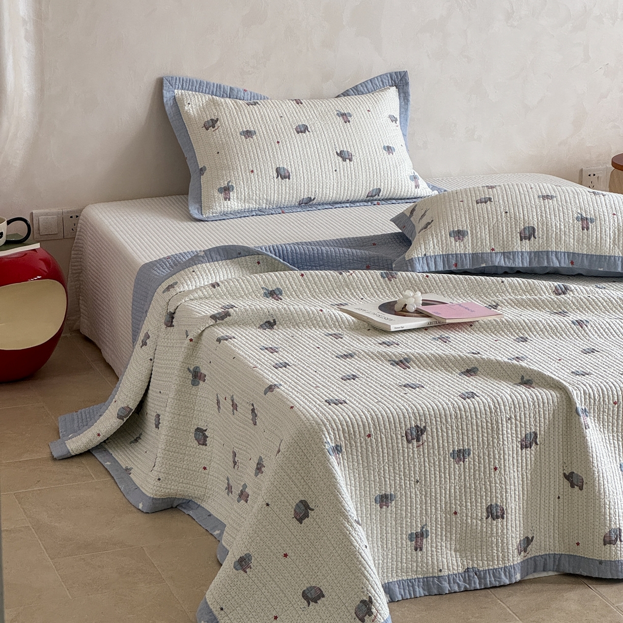 床盖工厂店 2026春夏新款双面100%全棉填充80棉花床盖三件套 跳跳象