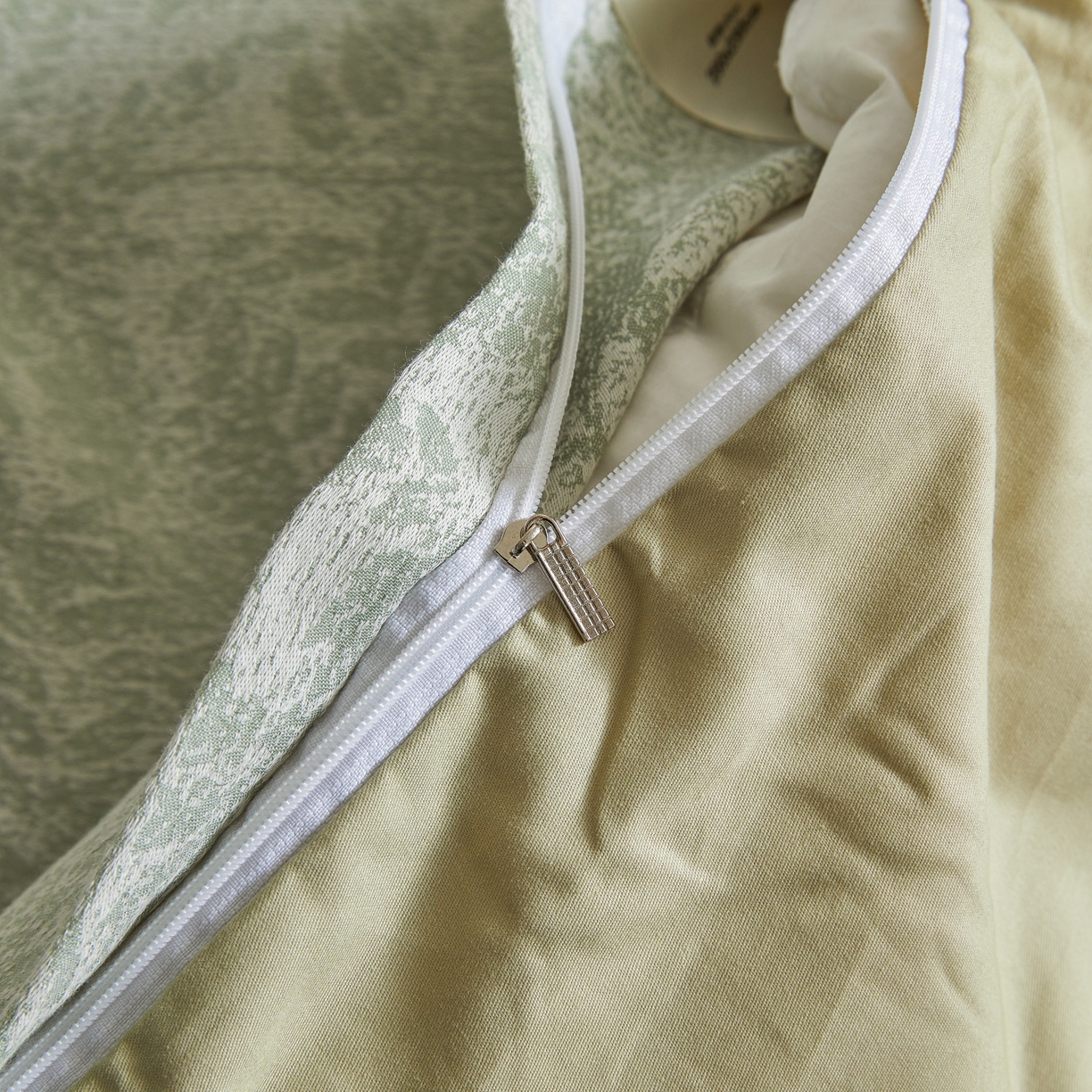 91家纺网 家纺一手货源 找家纺 乐家毛巾被（工厂自产自销） 2026新款40s全棉纯棉色织提花四件套 浮光掠影