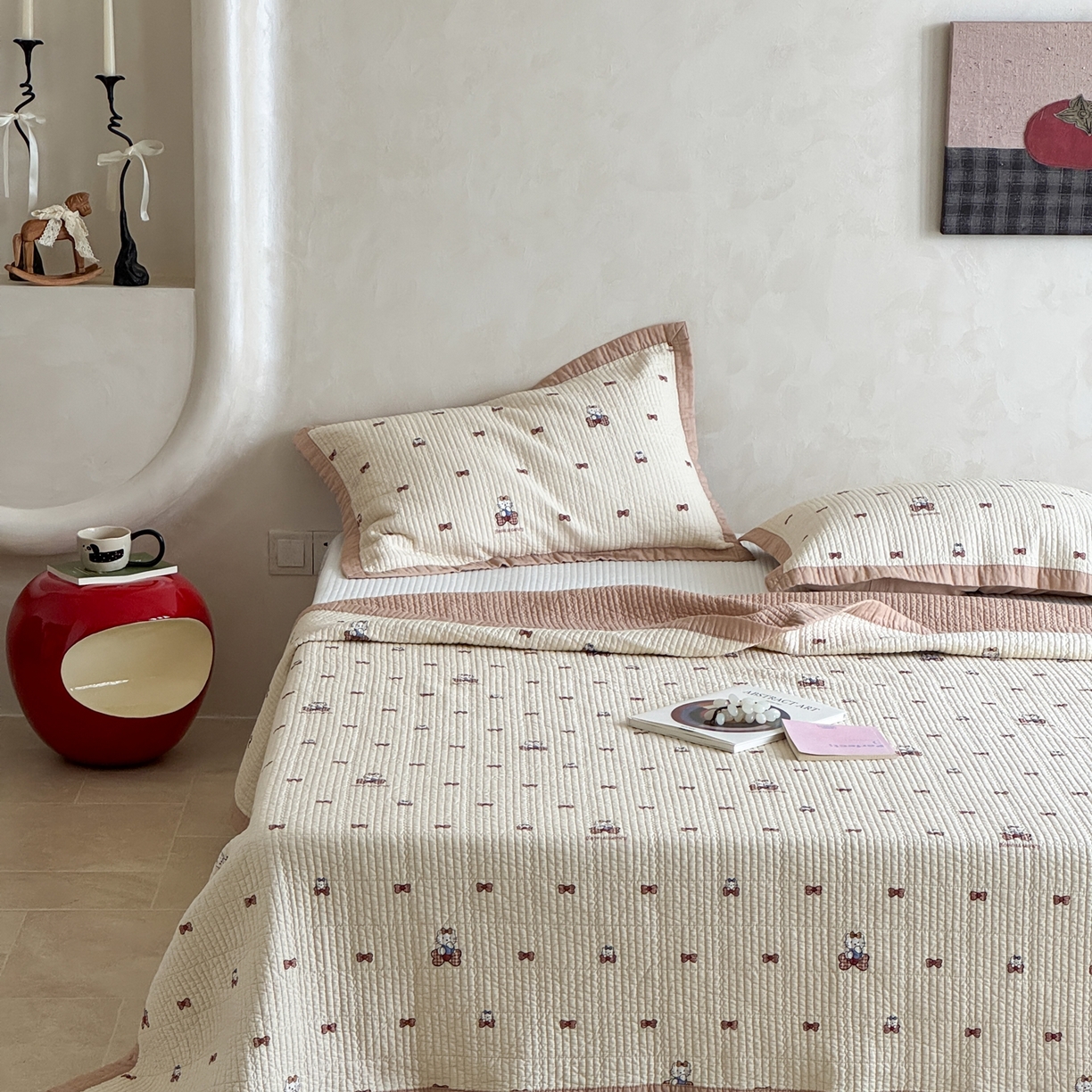 91家纺网 家纺一手货源 找家纺 床盖工厂店 2026春夏新款双面100%全棉填充80棉花床盖三件套 小家猫