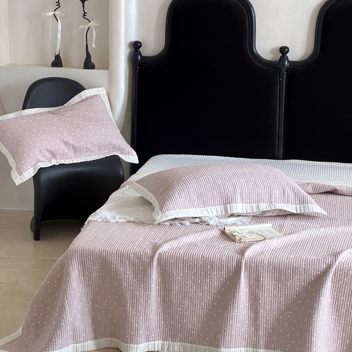 91家纺网 家纺一手货源 找家纺 床盖工厂店 2026春夏新款双面100%全棉填充80棉花床盖三件套 樱语粉