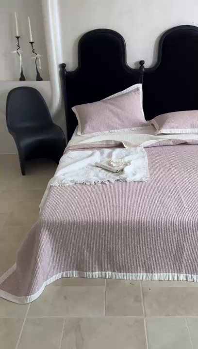 91家纺网 家纺一手货源 找家纺 床盖工厂店 2026春夏新款双面100%全棉填充80棉花床盖三件套 樱语粉