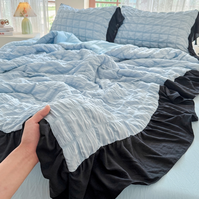 91家纺网 家纺一手货源 找家纺 优卡迪家纺馆 2026春夏新款泡泡纱黑花边夏被夏被空调被四件套【下载文件夹包含买家秀】 蓝莓仙草