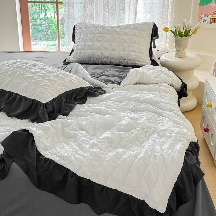 91家纺网 家纺一手货源 找家纺 优卡迪家纺馆 2026春夏新款泡泡纱黑花边夏被夏被空调被四件套【下载文件夹包含买家秀】 茉莉奶昔