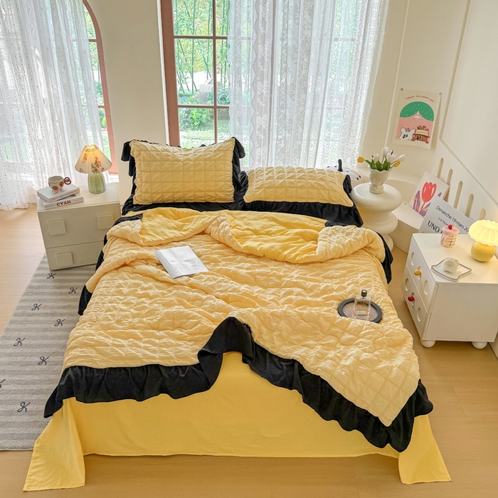 91家纺网 家纺一手货源 找家纺 优卡迪家纺馆 2026春夏新款泡泡纱黑花边夏被夏被空调被四件套【下载文件夹包含买家秀】 魔芋橙汁