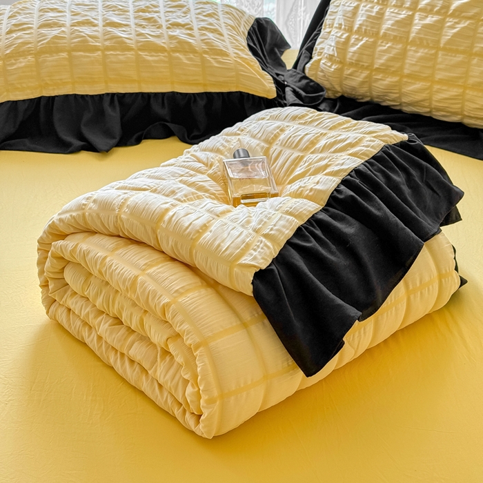 91家纺网 家纺一手货源 找家纺 优卡迪家纺馆 2026春夏新款泡泡纱黑花边夏被夏被空调被四件套【下载文件夹包含买家秀】 魔芋橙汁