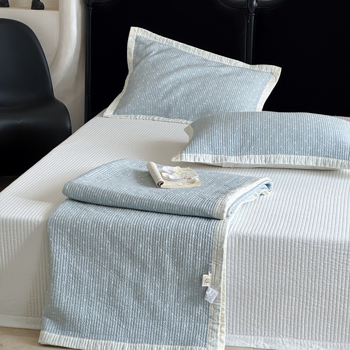 91家纺网 家纺一手货源 找家纺 床盖工厂店 2026春夏新款双面100%全棉填充80棉花床盖三件套 樱语兰