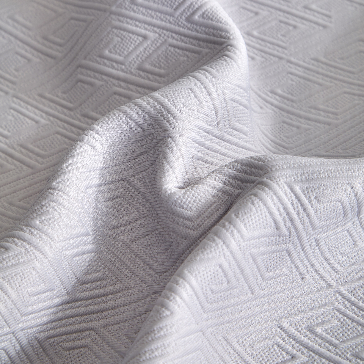 91家纺网 家纺一手货源 找家纺 瑞禾家纺 2026新款A类凉感豆豆床裙款凉席三件套-系列六 月灰回韵