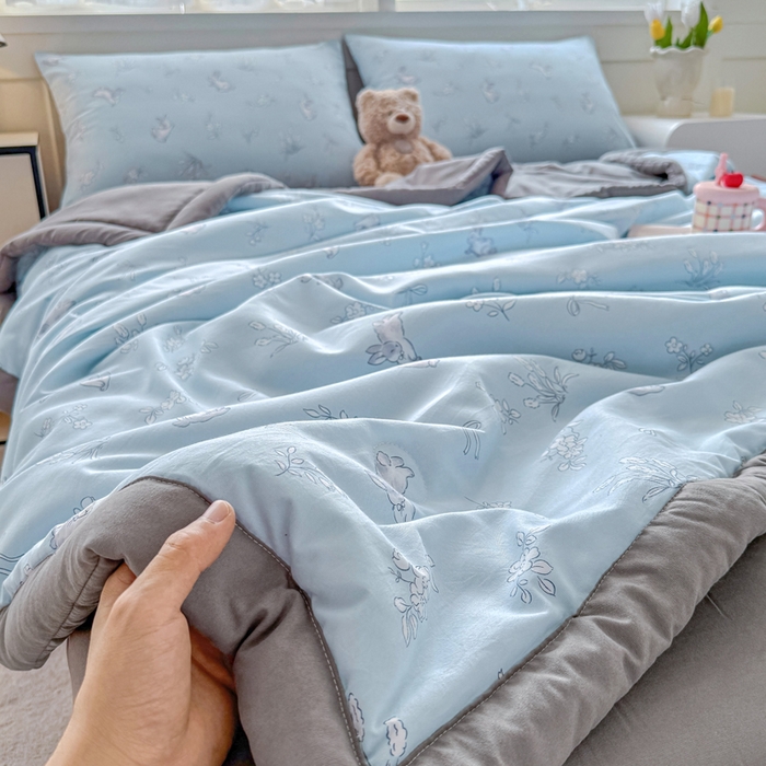 91家纺网 家纺一手货源 找家纺 优卡迪家纺馆 2026春夏新款针织棉双层纱夏被夏凉被空调被四件套【下载文件夹包含买家秀】 知秋