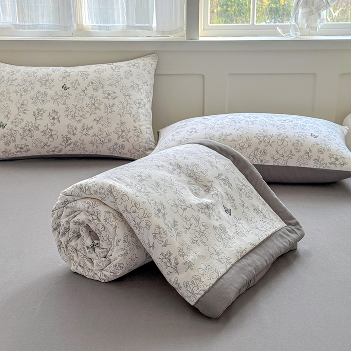 91家纺网 家纺一手货源 找家纺 优卡迪家纺馆 2026春夏新款针织棉双层纱夏被夏凉被空调被四件套【下载文件夹包含买家秀】 梦蝶