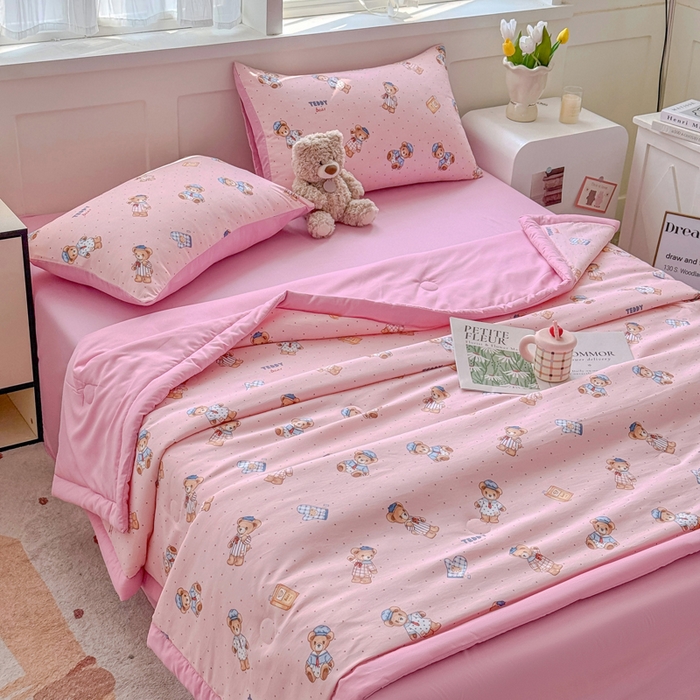 91家纺网 家纺一手货源 找家纺 优卡迪家纺馆 2026春夏新款针织棉双层纱夏被夏凉被空调被四件套【下载文件夹包含买家秀】 童趣