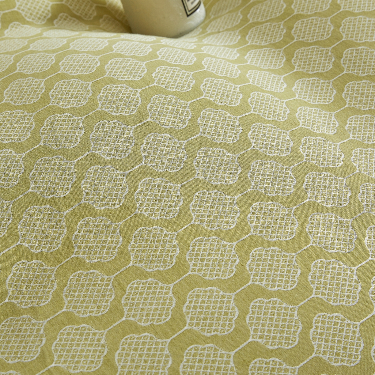 91家纺网 家纺一手货源 找家纺 乐家毛巾被（工厂自产自销） 2026新款40s全棉纯棉色织提花四件套 花间格律