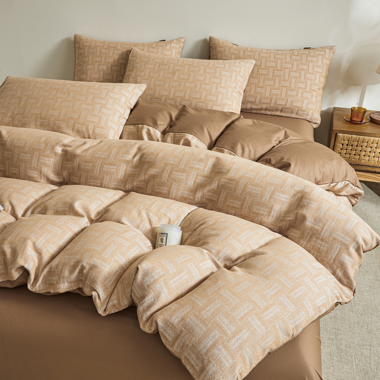 91家纺网 家纺一手货源 找家纺 乐家毛巾被（工厂自产自销） 2026新款40s全棉纯棉色织提花四件套 几何游戏