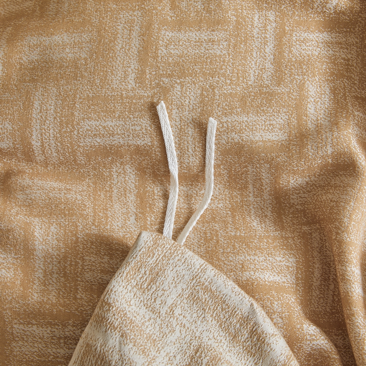 91家纺网 家纺一手货源 找家纺 乐家毛巾被（工厂自产自销） 2026新款40s全棉纯棉色织提花四件套 几何游戏