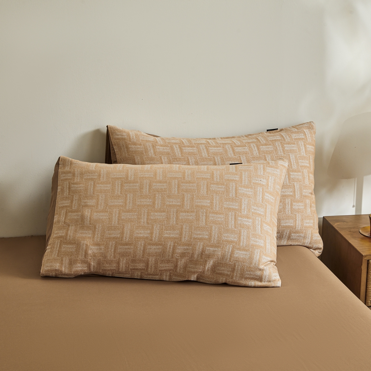 91家纺网 家纺一手货源 找家纺 乐家毛巾被（工厂自产自销） 2026新款40s全棉纯棉色织提花四件套 几何游戏