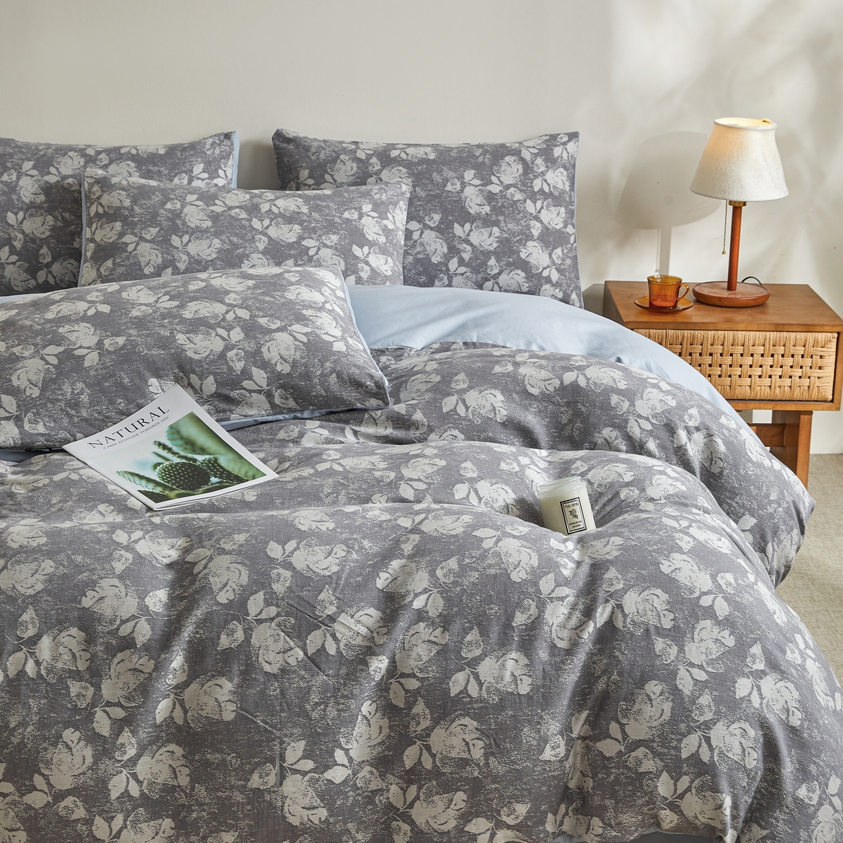 91家纺网 家纺一手货源 找家纺 乐家毛巾被（工厂自产自销） 2026新款40s全棉纯棉色织提花四件套 兰庭浅影