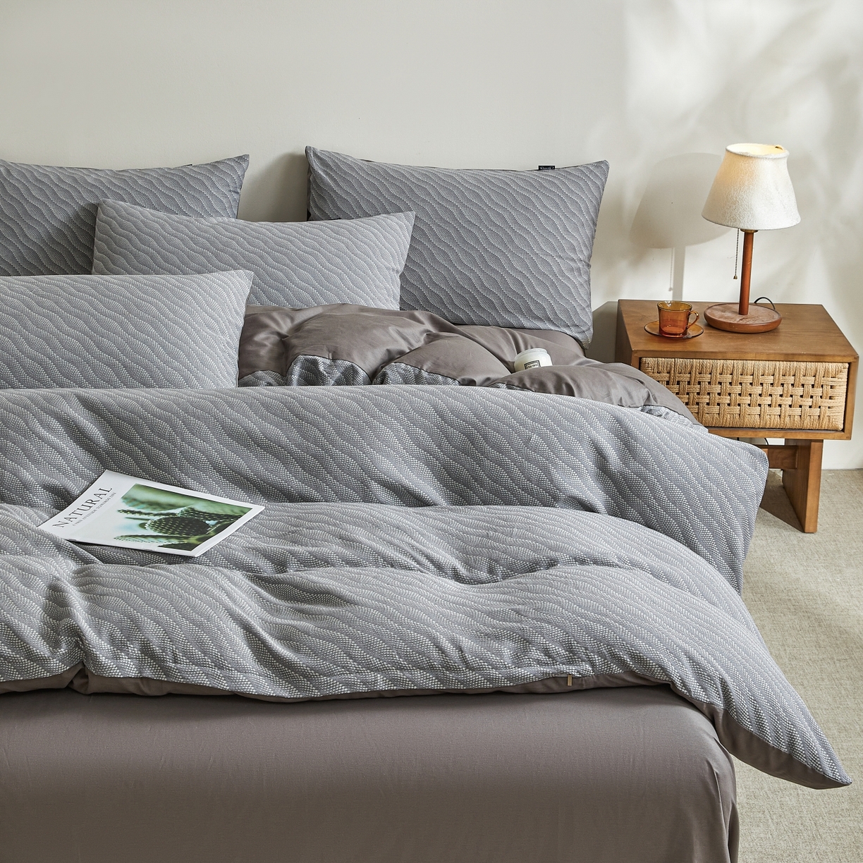 91家纺网 家纺一手货源 找家纺 乐家毛巾被（工厂自产自销） 2026新款40s全棉纯棉色织提花四件套 蓝屿风眠