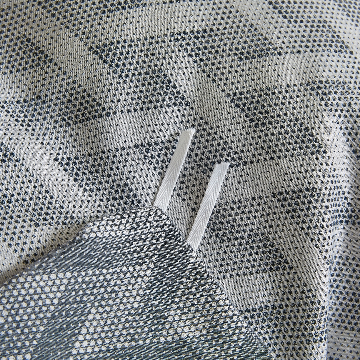 91家纺网 家纺一手货源 找家纺 乐家毛巾被（工厂自产自销） 2026新款40s全棉纯棉色织提花四件套 曼迪灰蓝