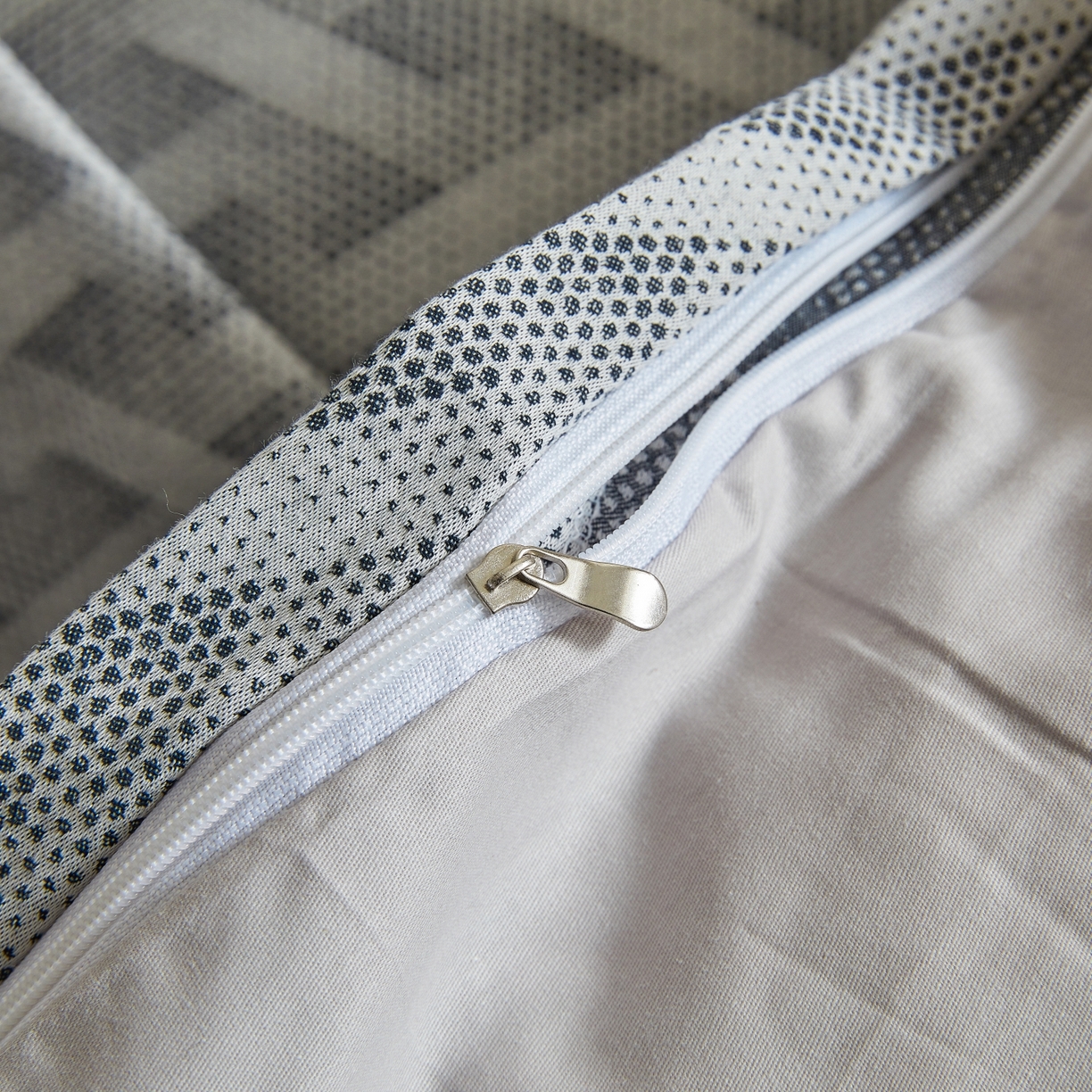 91家纺网 家纺一手货源 找家纺 乐家毛巾被（工厂自产自销） 2026新款40s全棉纯棉色织提花四件套 曼迪灰蓝