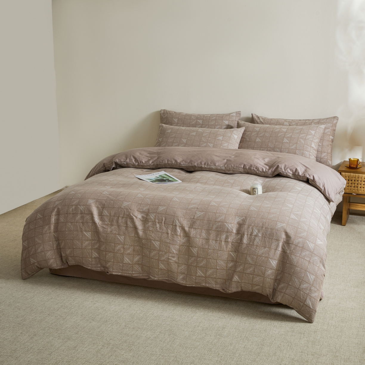 91家纺网 家纺一手货源 找家纺 乐家毛巾被（工厂自产自销） 2026新款40s全棉纯棉色织提花四件套 浅梦格韵