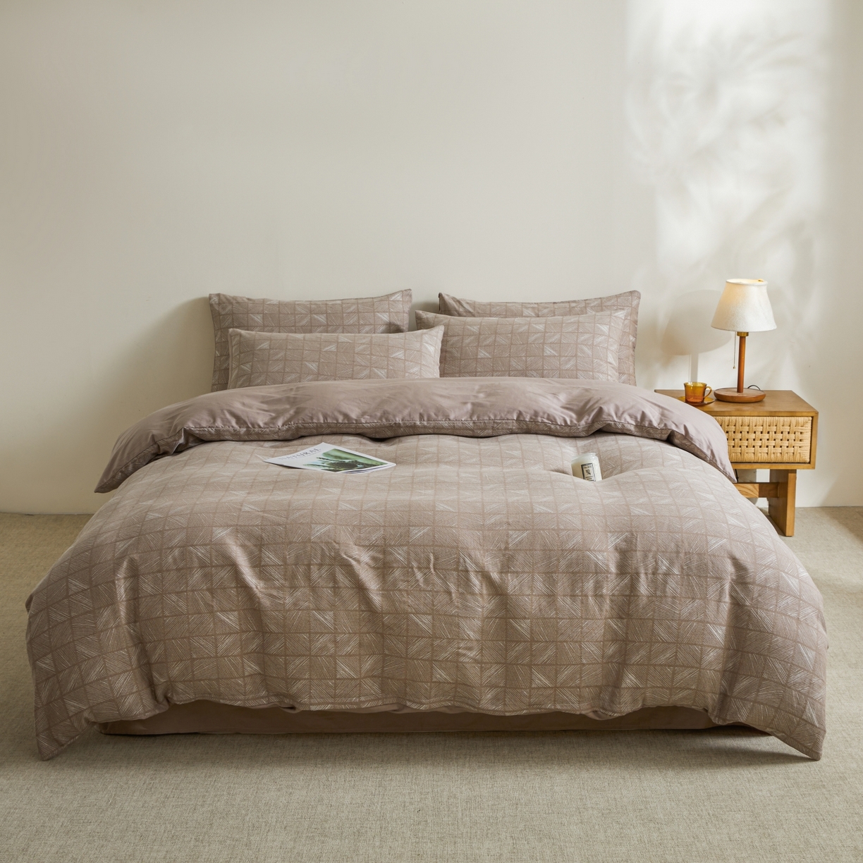 91家纺网 家纺一手货源 找家纺 乐家毛巾被（工厂自产自销） 2026新款40s全棉纯棉色织提花四件套 浅梦格韵