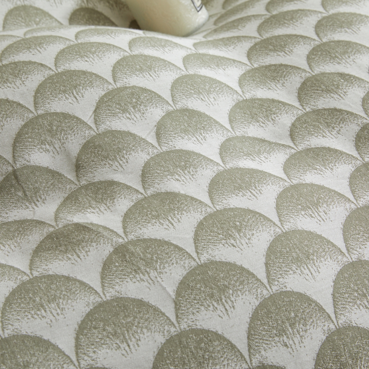 91家纺网 家纺一手货源 找家纺 乐家毛巾被（工厂自产自销） 2026新款40s全棉纯棉色织提花四件套 疏花浅韵