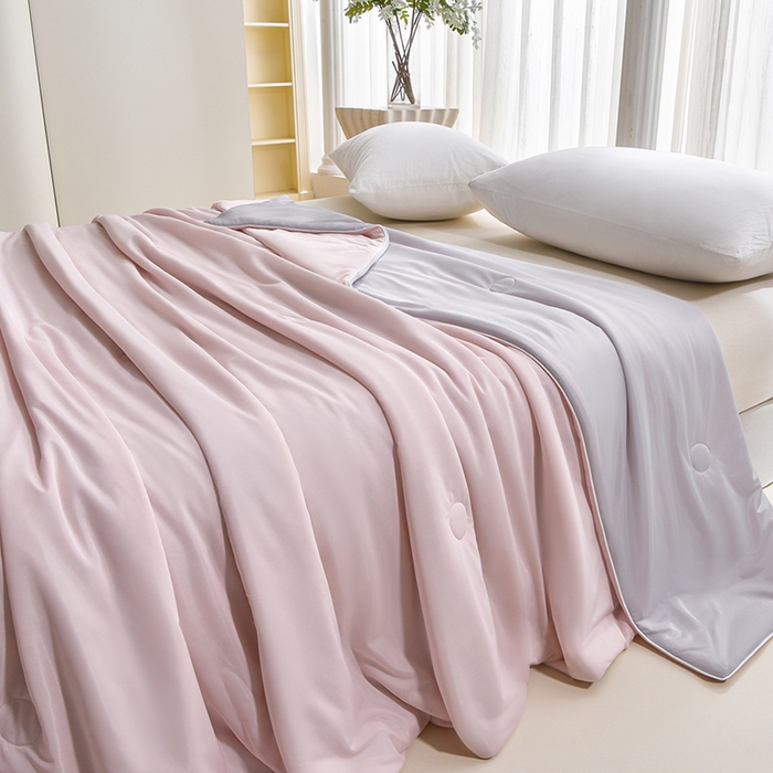 91家纺网 家纺一手货源 找家纺 叠派家纺 2026新款A类氨纶凉感丝夏被印花空调被西瓜夏凉被直播 浅豆沙