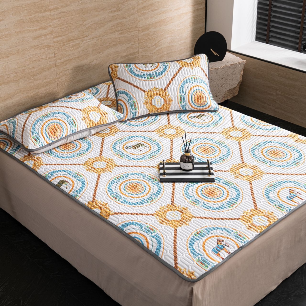 91家纺网 家纺一手货源 找家纺 yyds网供 2026新款9mm加厚艾草冰皮锦氨凉感乳胶席三件套空调水洗软席夏季凉席席子凉席 白金马