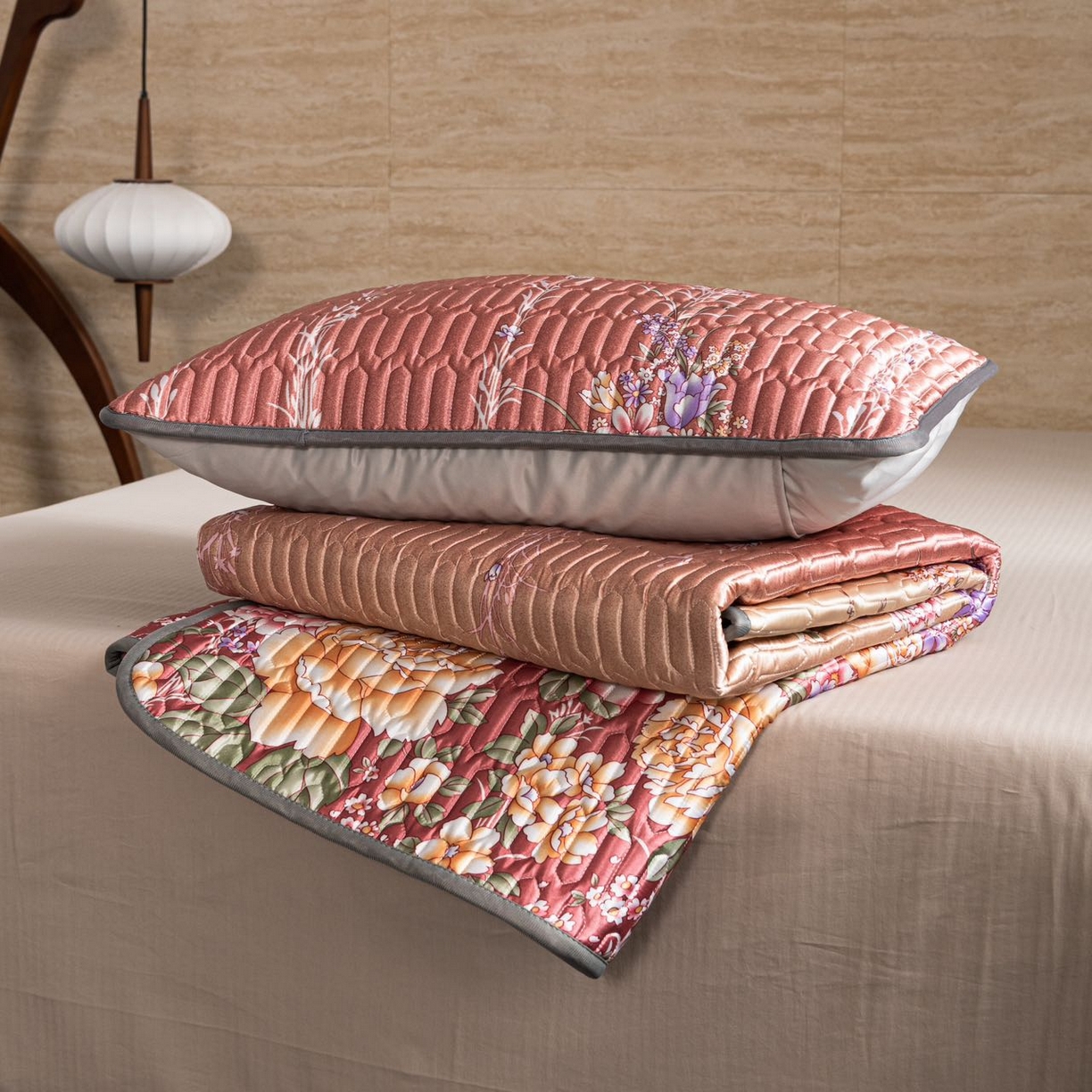 91家纺网 家纺一手货源 找家纺 yyds网供 2026新款9mm加厚艾草冰皮锦氨凉感乳胶席三件套空调水洗软席夏季凉席席子凉席 牡丹粉