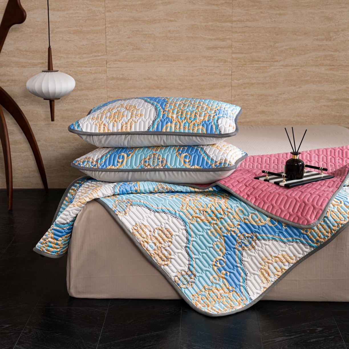 91家纺网 家纺一手货源 找家纺 yyds网供 2026新款9mm加厚艾草冰皮锦氨凉感乳胶席三件套空调水洗软席夏季凉席席子凉席 蓝金菱