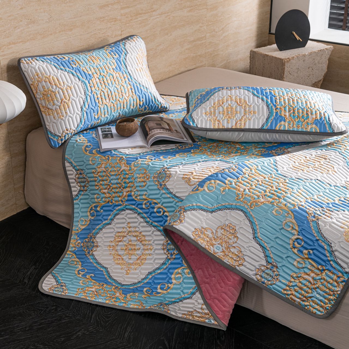 91家纺网 家纺一手货源 找家纺 yyds网供 2026新款9mm加厚艾草冰皮锦氨凉感乳胶席三件套空调水洗软席夏季凉席席子凉席 蓝金菱