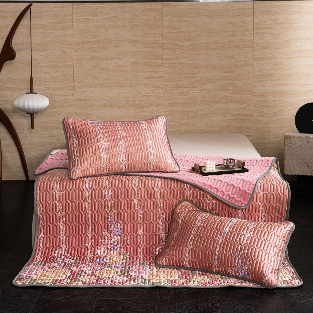 91家纺网 家纺一手货源 找家纺 yyds网供 2026新款9mm加厚艾草冰皮锦氨凉感乳胶席三件套空调水洗软席夏季凉席席子凉席 牡丹粉