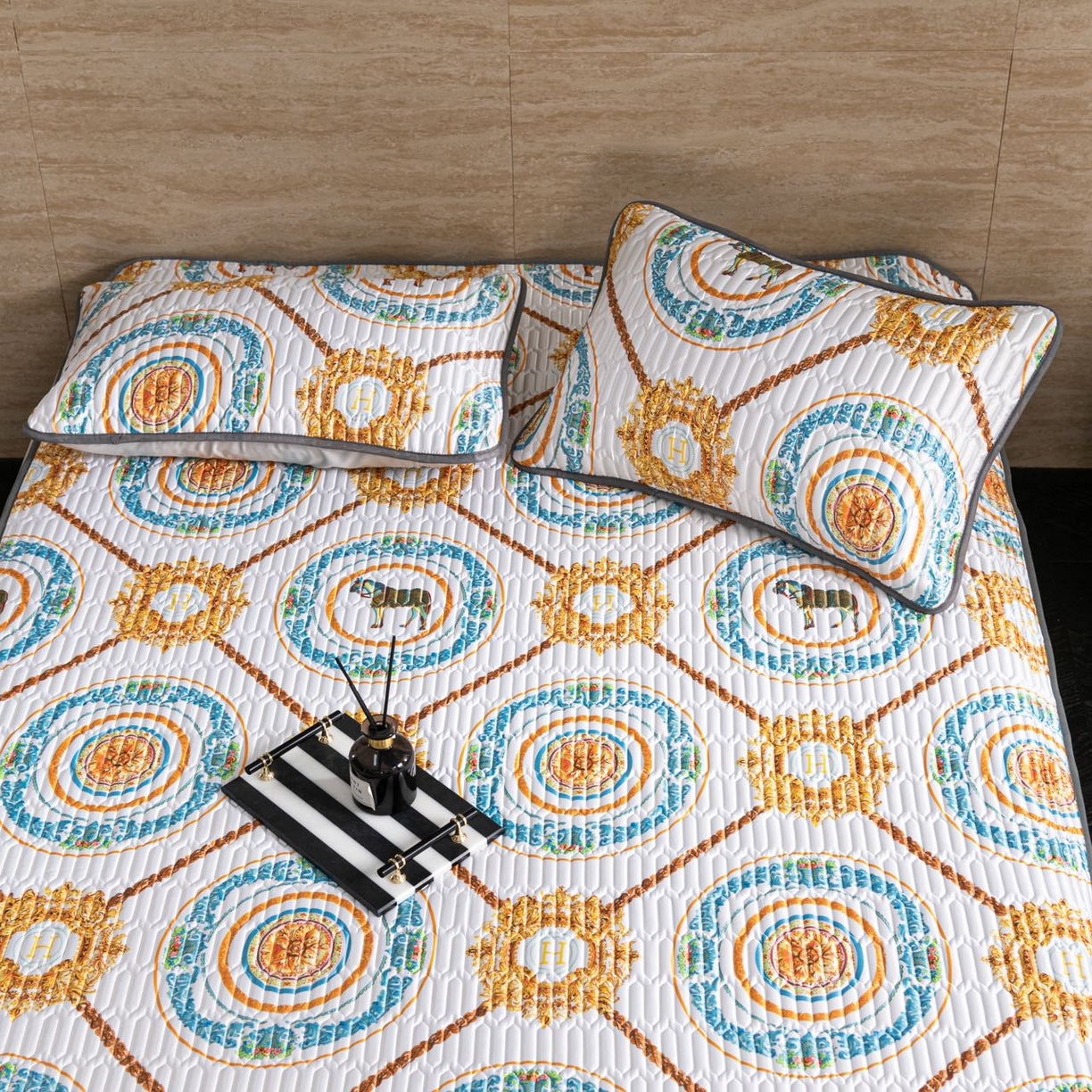 91家纺网 家纺一手货源 找家纺 yyds网供 2026新款9mm加厚艾草冰皮锦氨凉感乳胶席三件套空调水洗软席夏季凉席席子凉席 白金马