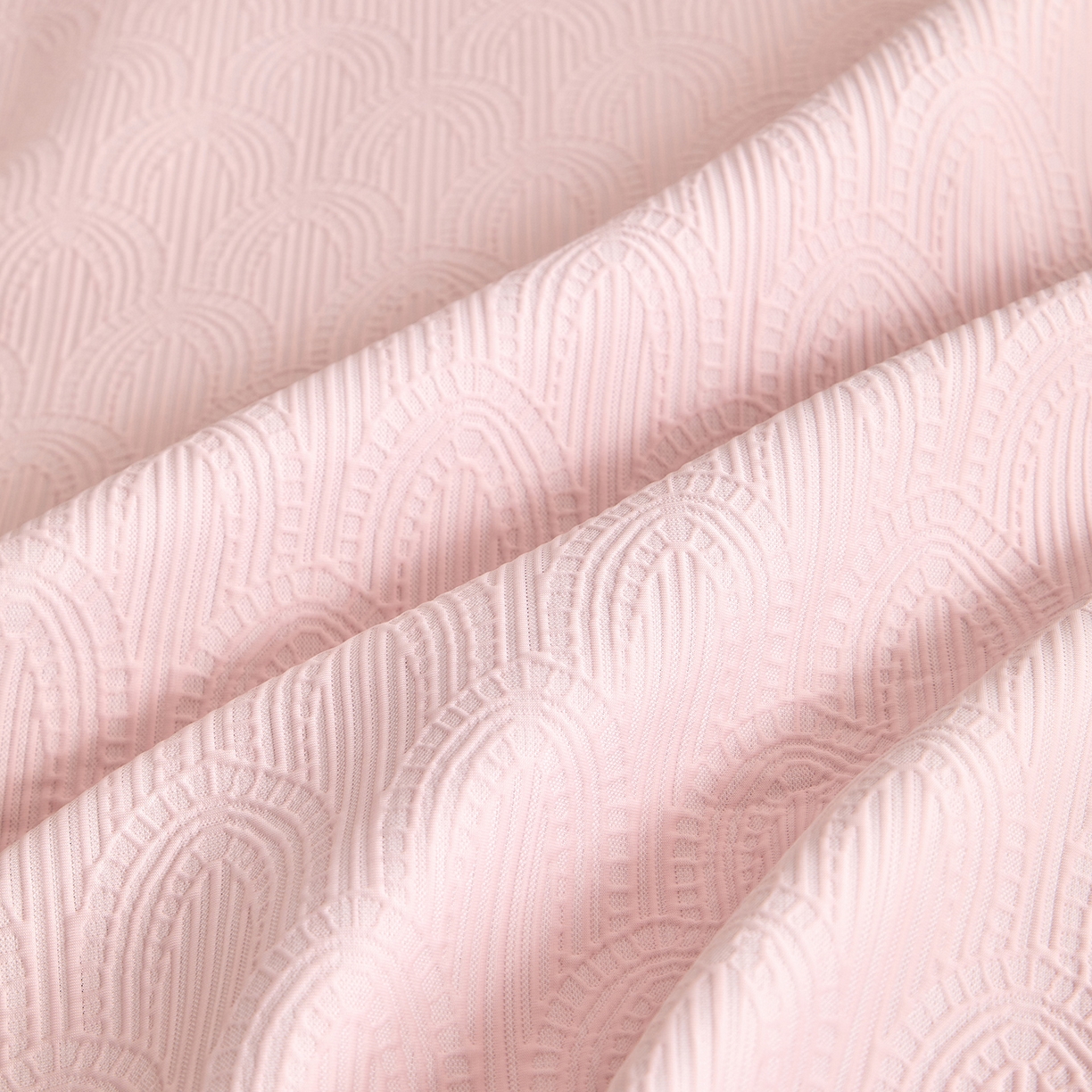 91家纺网 家纺一手货源 找家纺 瑞禾家纺 2026新款A类凉感豆豆床裙款凉席三件套-系列三 柔粉浪影