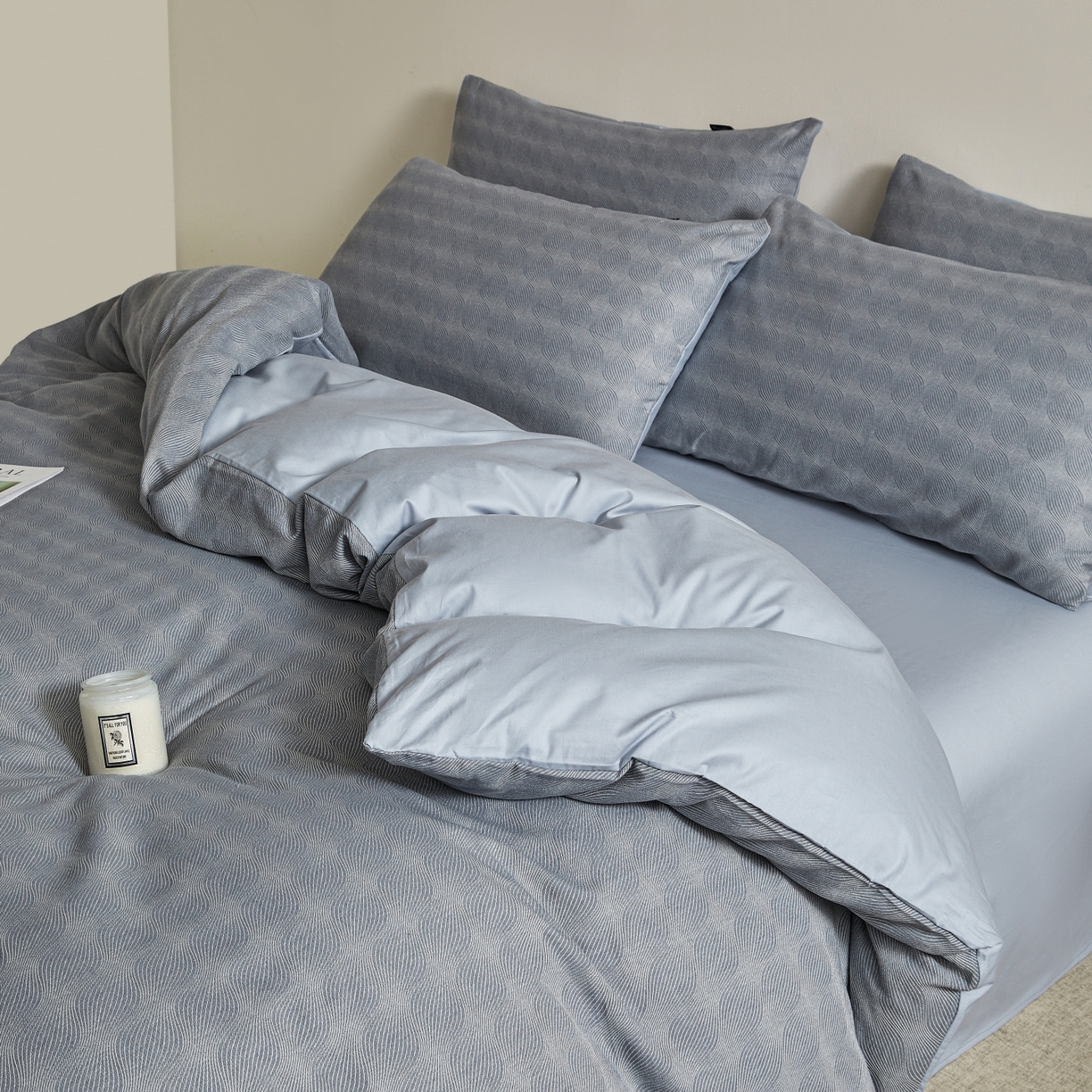 91家纺网 家纺一手货源 找家纺 乐家毛巾被（工厂自产自销） 2026新款40s全棉纯棉色织提花四件套 素灰枕月