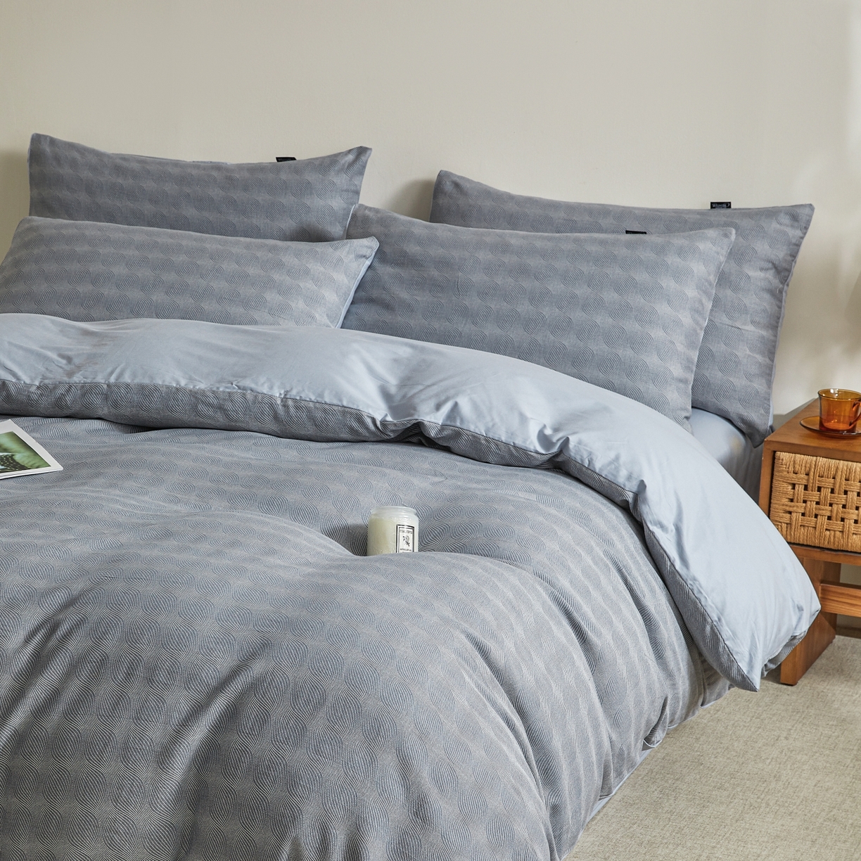 91家纺网 家纺一手货源 找家纺 乐家毛巾被（工厂自产自销） 2026新款40s全棉纯棉色织提花四件套 素灰枕月