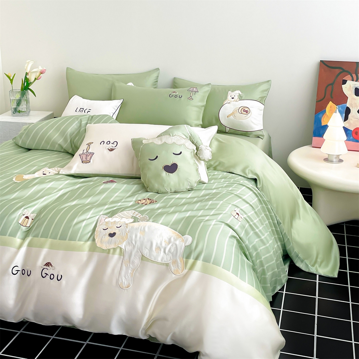 91家纺网 家纺一手货源 找家纺 蓝米卡夫 2026夏季新款60S兰精天丝刺绣四件套-西高地厨房（礼盒） 西高地厨房-碧草色