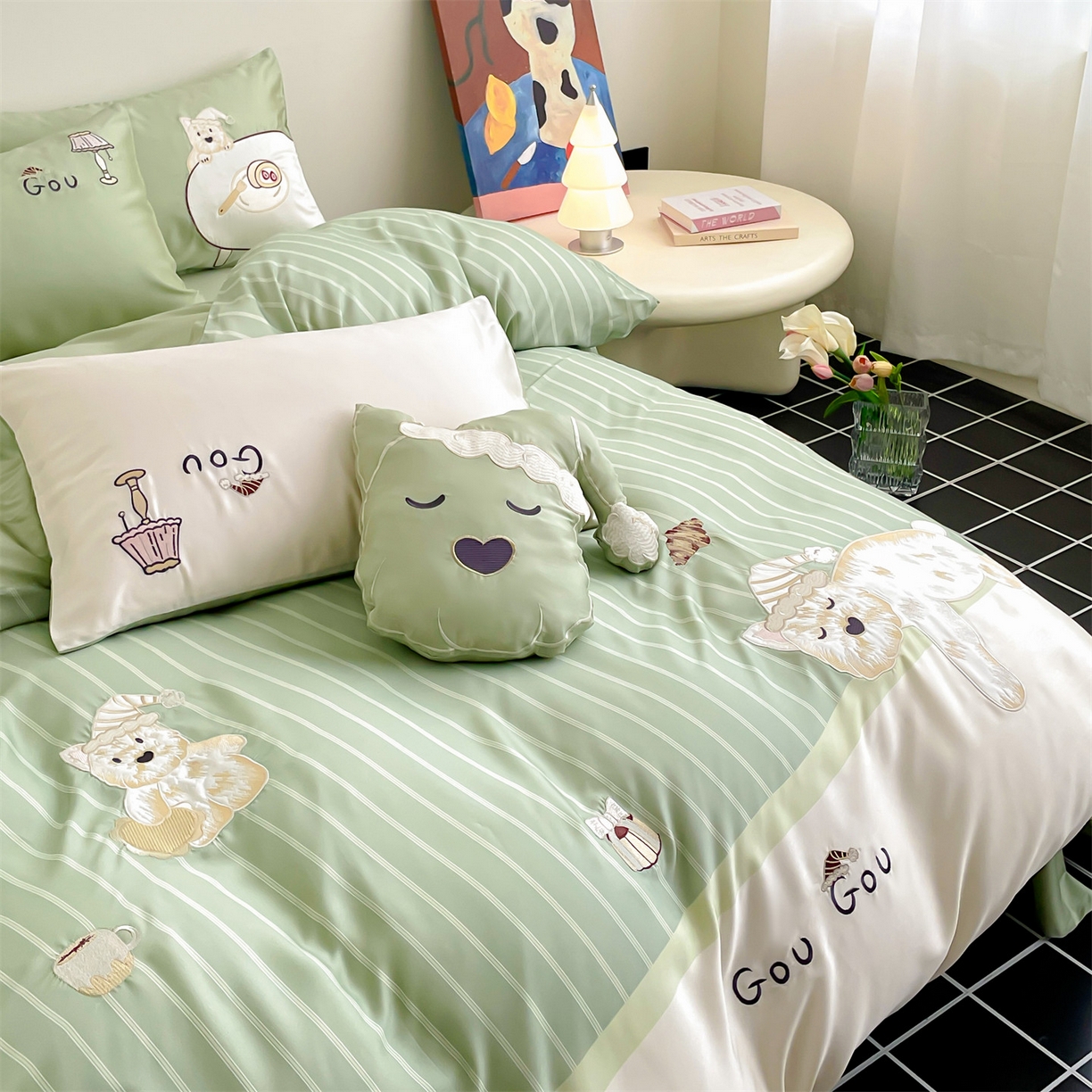 91家纺网 家纺一手货源 找家纺 蓝米卡夫 2026夏季新款60S兰精天丝刺绣四件套-西高地厨房（礼盒） 西高地厨房-碧草色