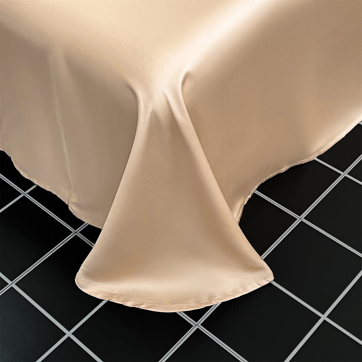 91家纺网 家纺一手货源 找家纺 蓝米卡夫 2026夏季新款60S兰精天丝刺绣四件套-西高地厨房（礼盒） 西高地厨房-大地色