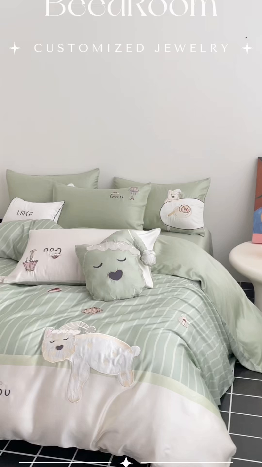 91家纺网 家纺一手货源 找家纺 蓝米卡夫 2026夏季新款60S兰精天丝刺绣四件套-西高地厨房（礼盒） 西高地厨房-碧草色