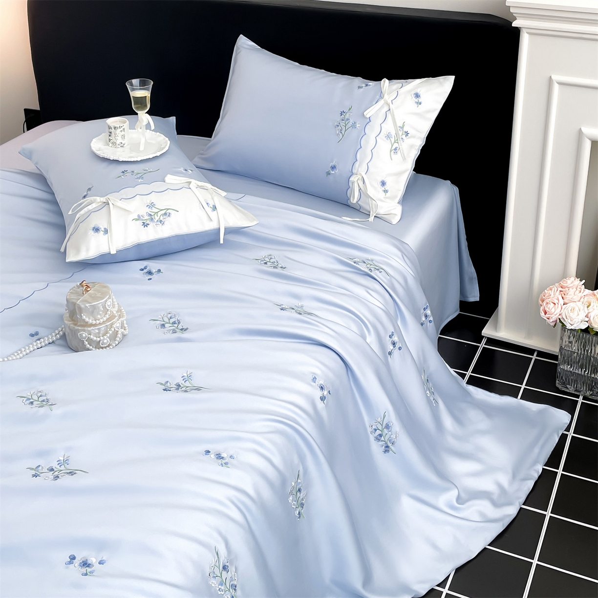 91家纺网 家纺一手货源 找家纺 蓝米卡夫 2026夏季新款60S兰精天丝刺绣四件套-汐语（礼盒） 汐语-蓝