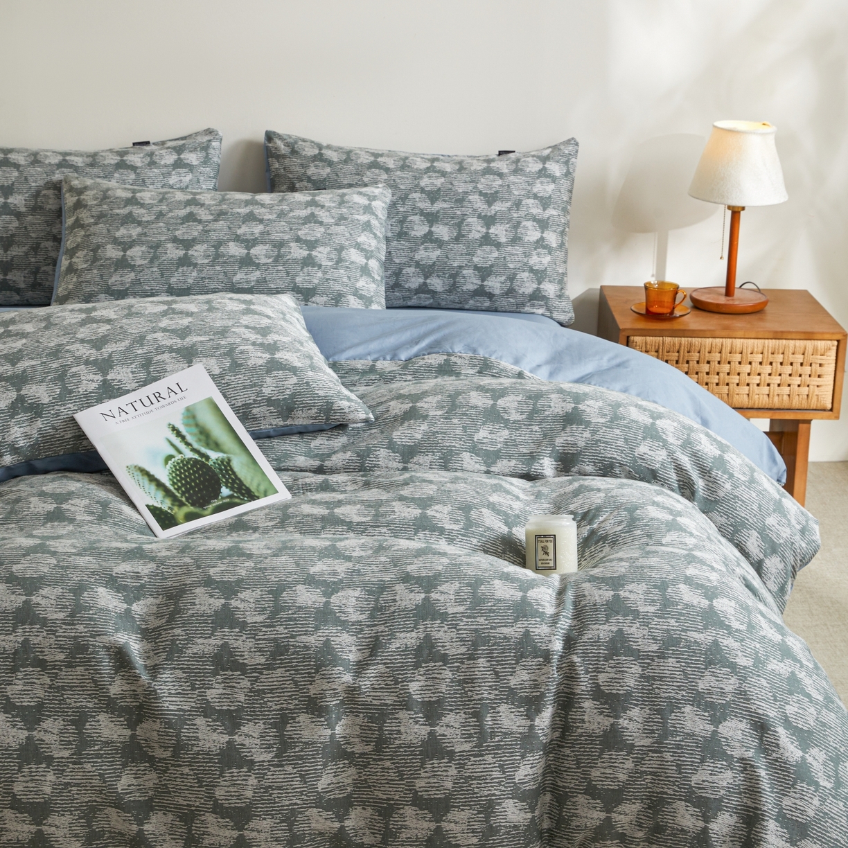 91家纺网 家纺一手货源 找家纺 乐家毛巾被（工厂自产自销） 2026新款40s全棉纯棉色织提花四件套 雾槿花簇