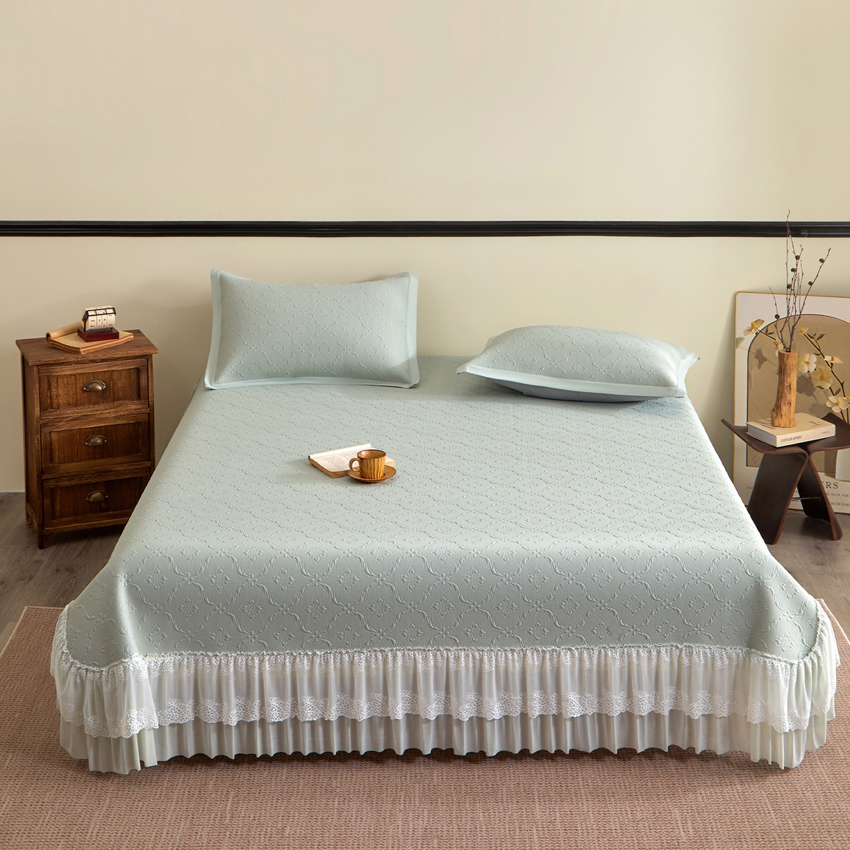 91家纺网 家纺一手货源 找家纺 瑞禾家纺 2026新款A类凉感豆豆床裙款凉席三件套-系列二 青柠鎏纹