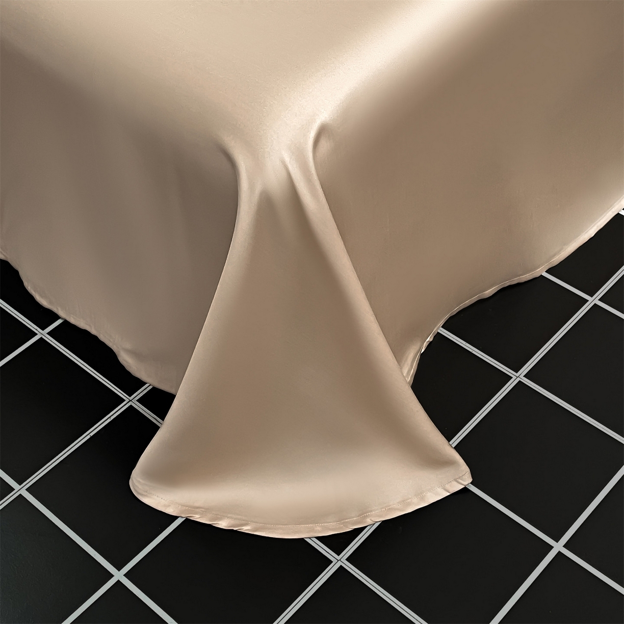 91家纺网 家纺一手货源 找家纺 蓝米卡夫 2026夏季新款60S兰精天丝刺绣夏被夏凉被空调被四件套-幸运汪 幸运汪-咖