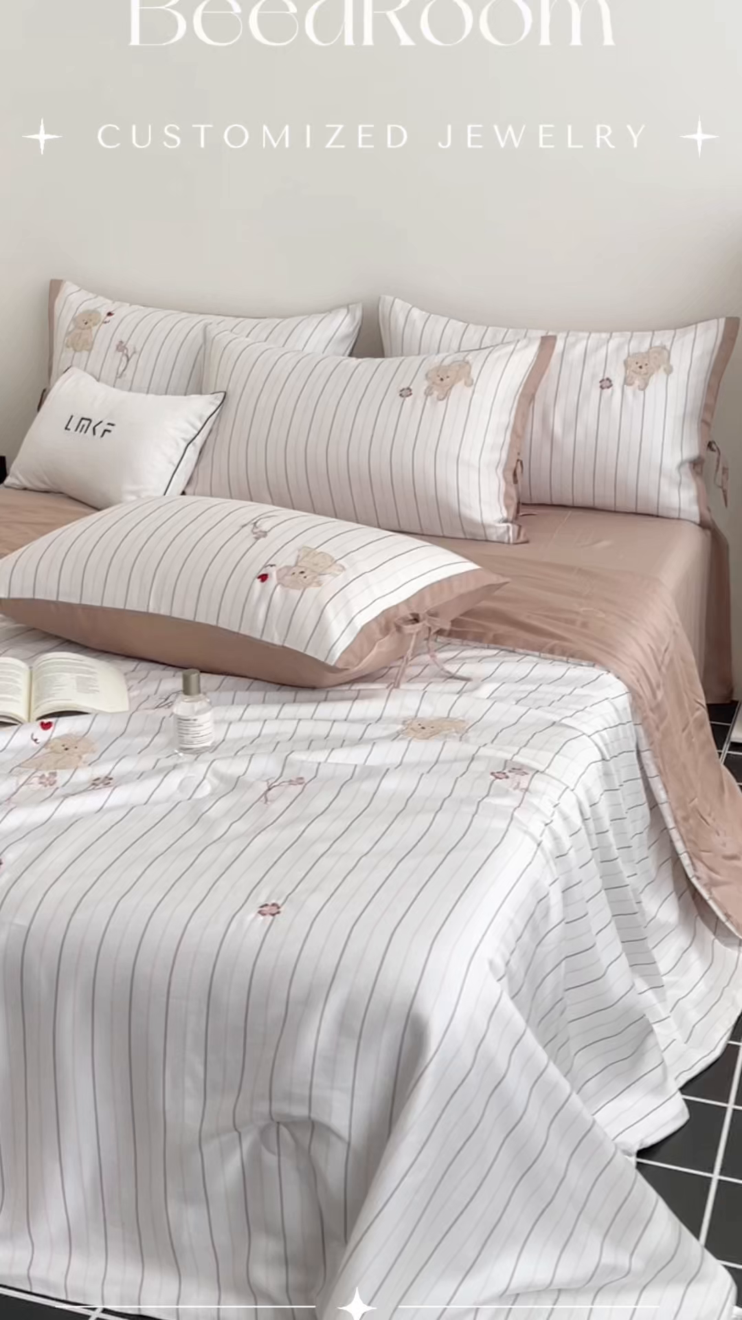 91家纺网 家纺一手货源 找家纺 蓝米卡夫 2026夏季新款60S兰精天丝刺绣夏被夏凉被空调被四件套-幸运汪 幸运汪-咖