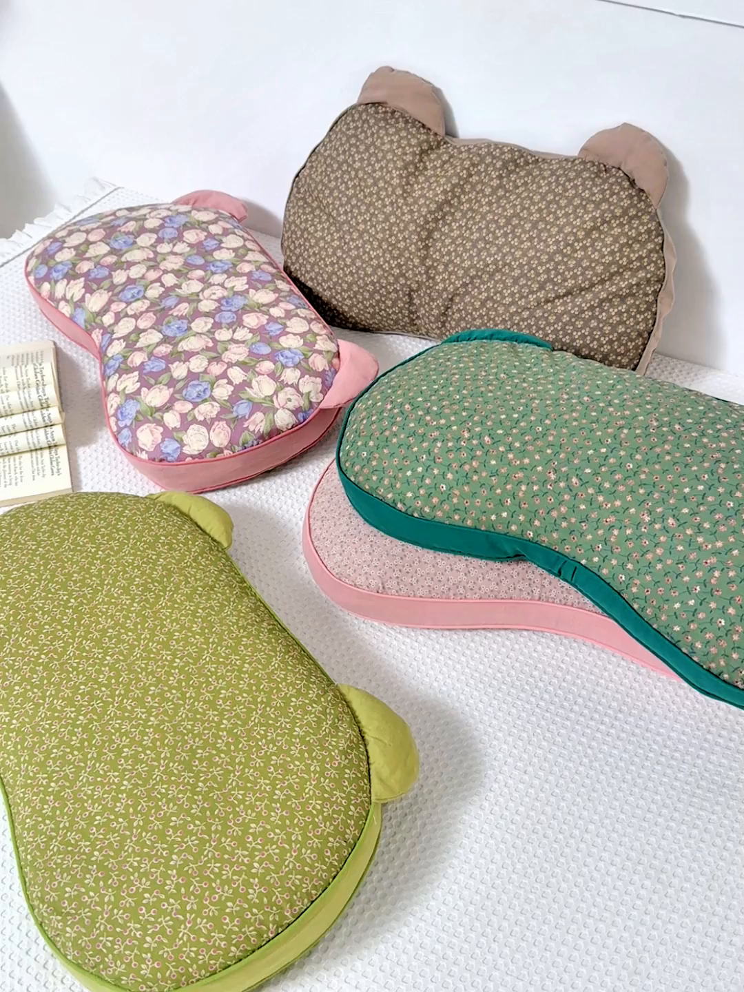 91家纺网 家纺一手货源 找家纺 （总）仁宇枕业 2026新款新品熊猫全棉碎花猫肚荞麦枕头枕芯