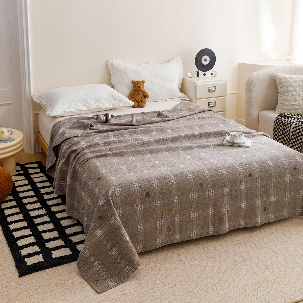 91家纺网 家纺一手货源 找家纺 悦然毛巾被 2026春夏新款水洗色织提花全棉纯棉纱布毛巾被盖毯休闲夏被毛毯 棕格星芒